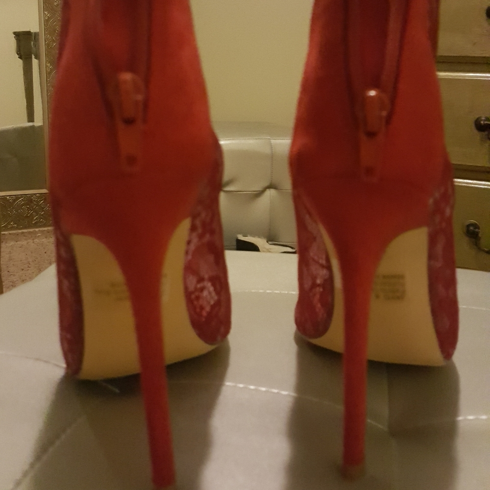 Brand new heels